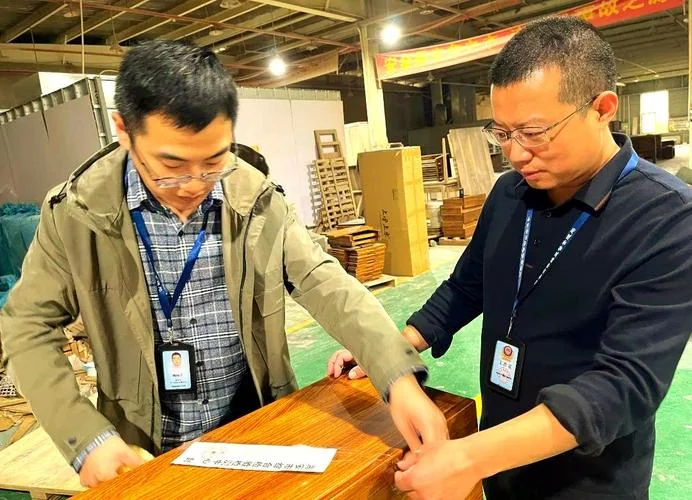 Nightstand Safety and Durability Testing Notes related real photo from Baidu image search